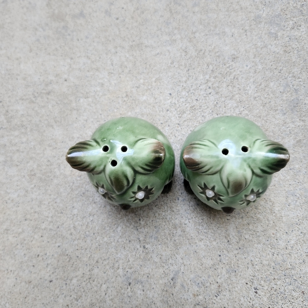 Vintage 1970s Green Googly Eye Owl Salt And Pepper Shakers - Picture 2 of 5